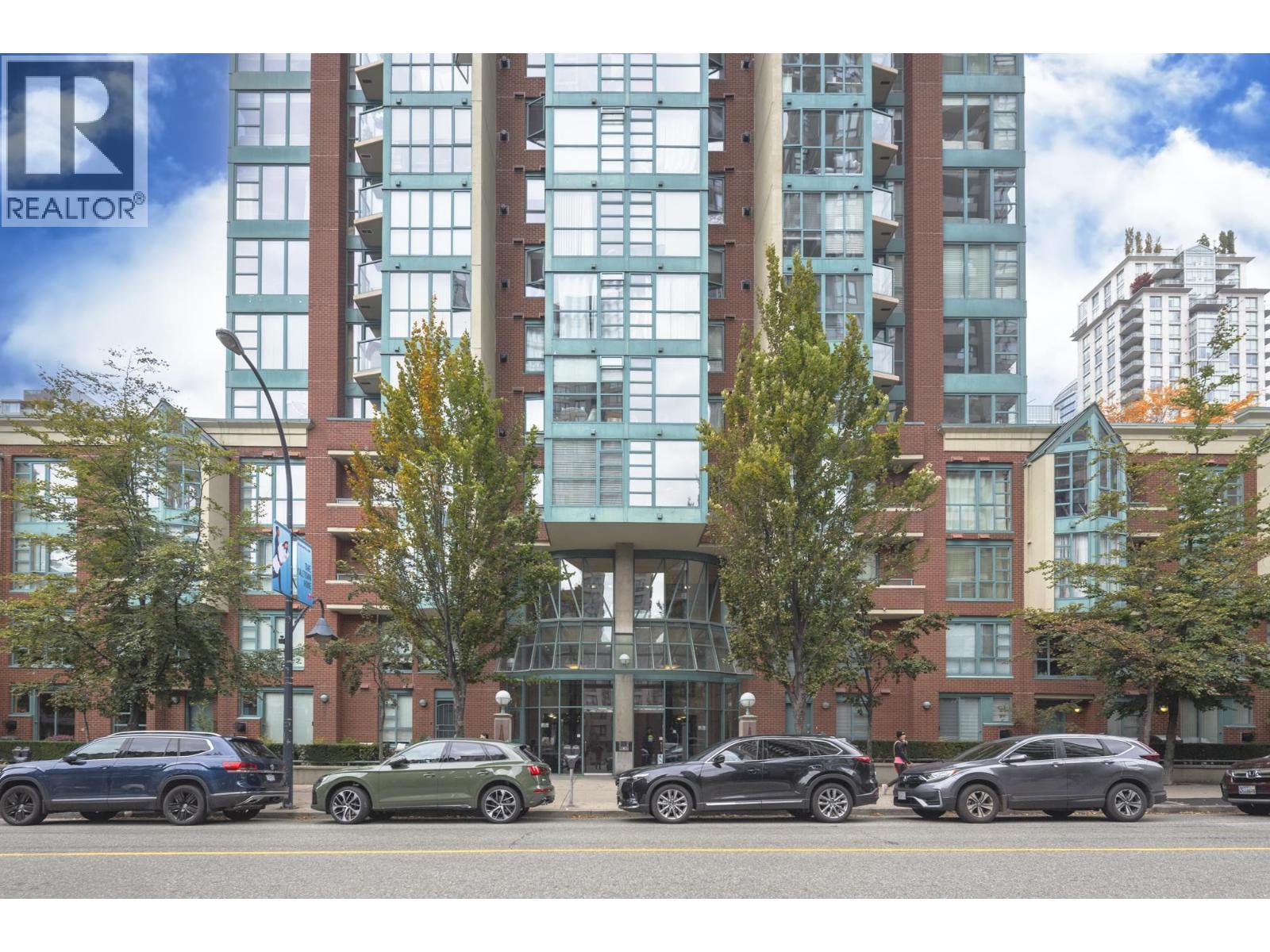 2010 939 HOMER STREET, Vancouver, British Columbia