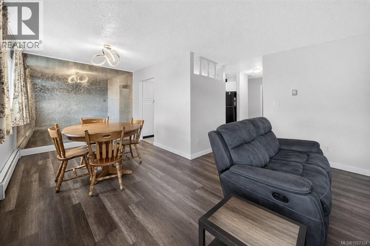 302 1000 Esquimalt Rd, Esquimalt, British Columbia  V9A 3N2 - Photo 14 - 1027124