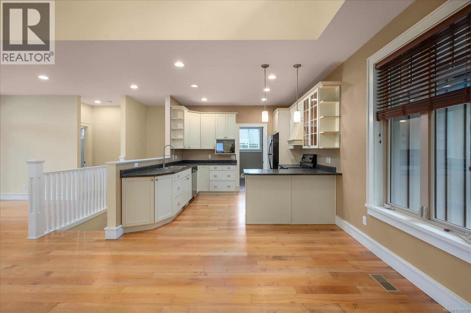 8 Trill Dr, Parksville, British Columbia V9P 2W6 - Photo 4 - 1028708