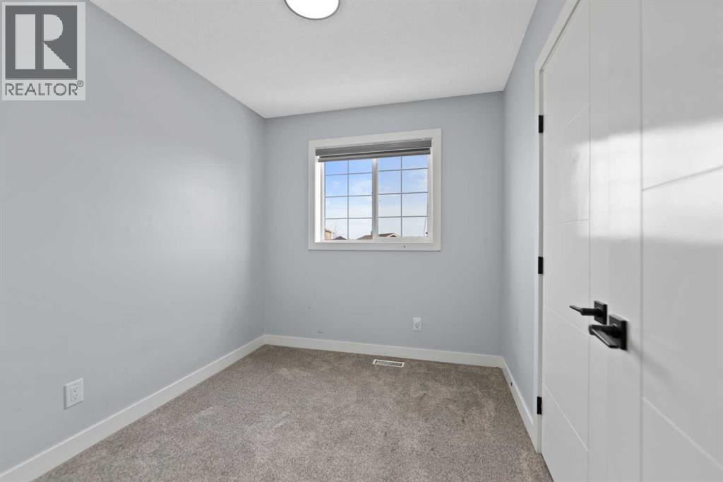 102 Martin Crossing Grove Ne, Calgary, Alberta  T3J 3M5 - Photo 17 - A2291086