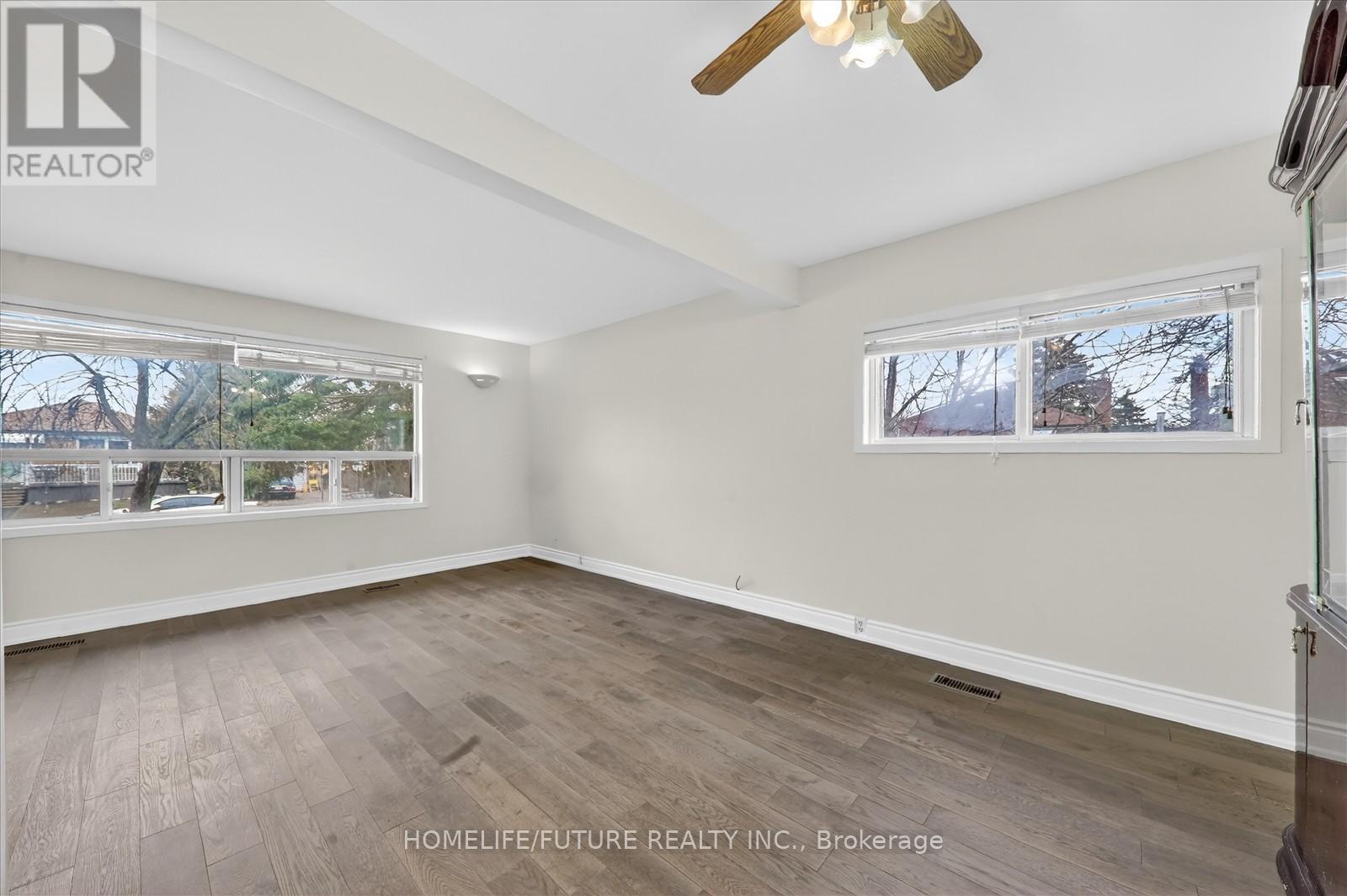 Main - 229 Flora Drive, Toronto, Ontario  M1P 1B2 - Photo 12 - E12882776