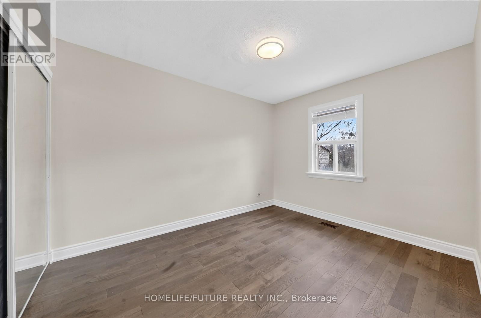 Main - 229 Flora Drive, Toronto, Ontario  M1P 1B2 - Photo 15 - E12882776