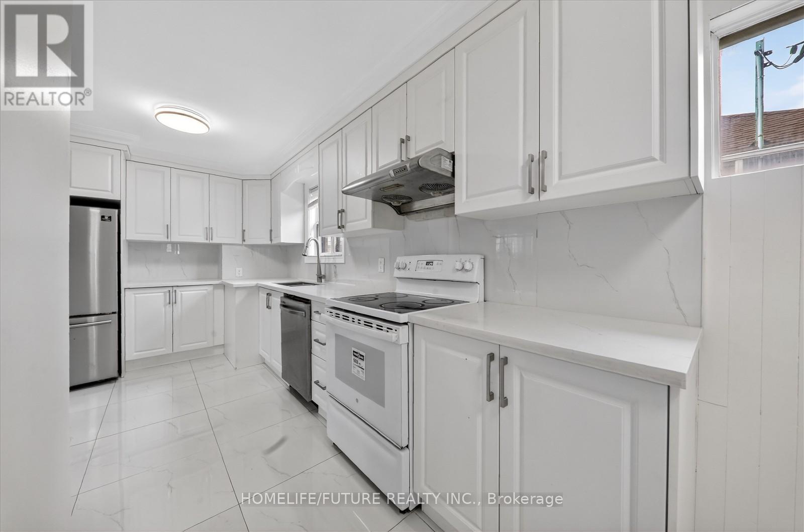 Main - 229 Flora Drive, Toronto, Ontario  M1P 1B2 - Photo 6 - E12882776