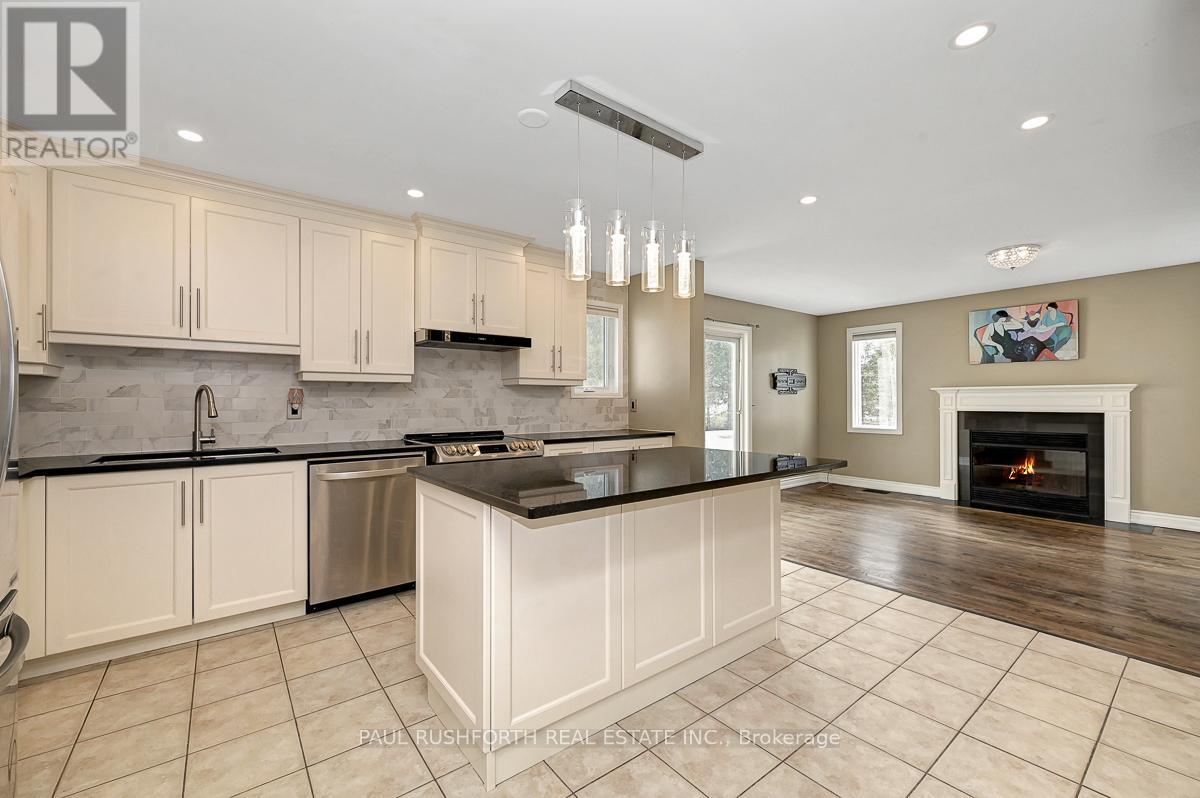 121 Porcupine Trail, Ottawa, Ontario  K0A 1T0 - Photo 10 - X12879810