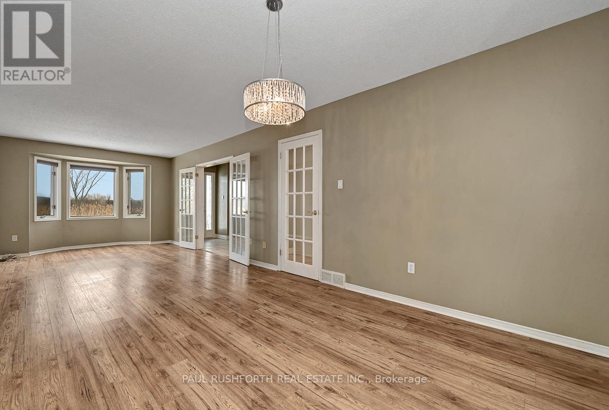 121 Porcupine Trail, Ottawa, Ontario  K0A 1T0 - Photo 9 - X12879810