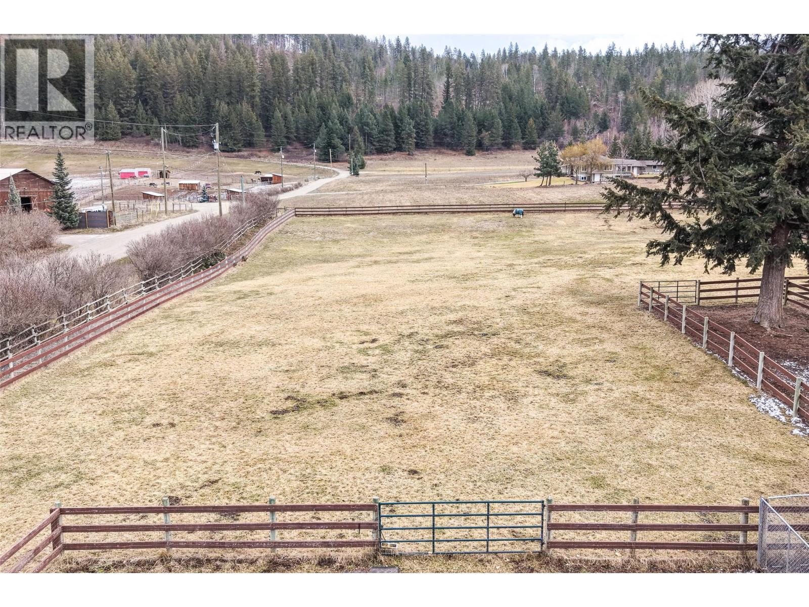 6440 Okanagan Avenue Se, Salmon Arm, British Columbia  V1E 1Y2 - Photo 15 - 10378525