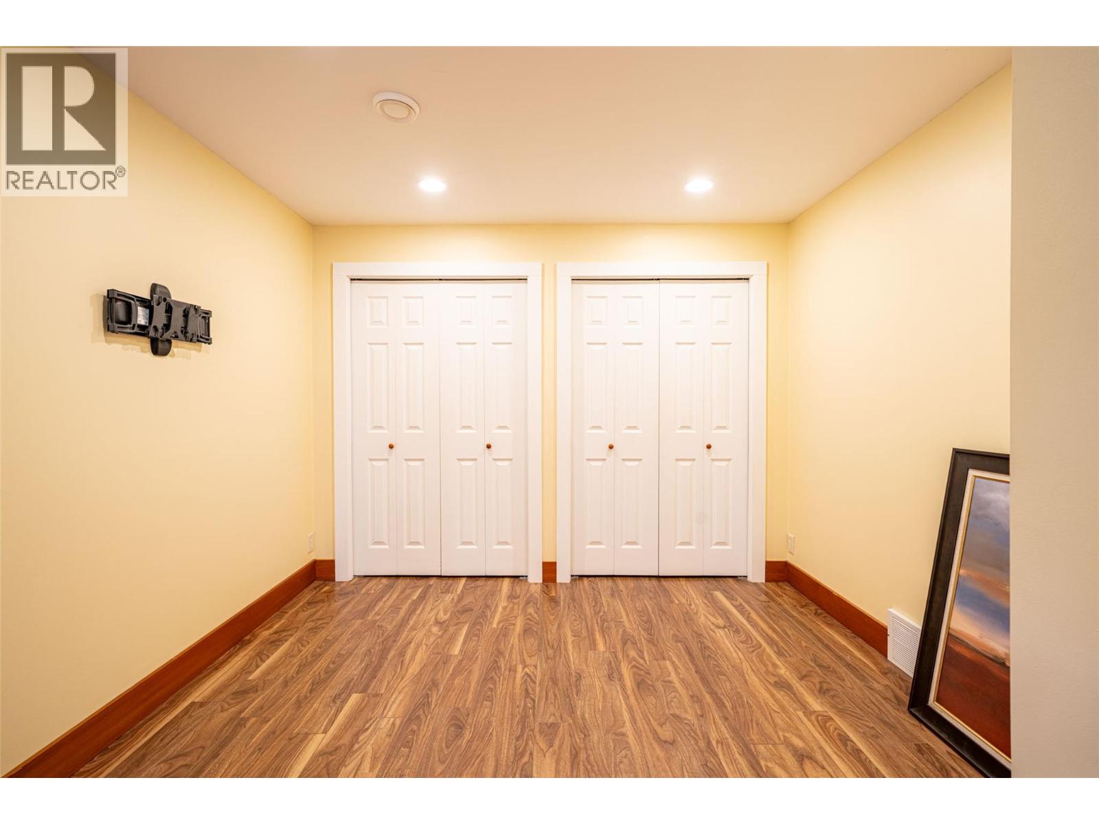 6440 Okanagan Avenue Se, Salmon Arm, British Columbia  V1E 1Y2 - Photo 63 - 10378525