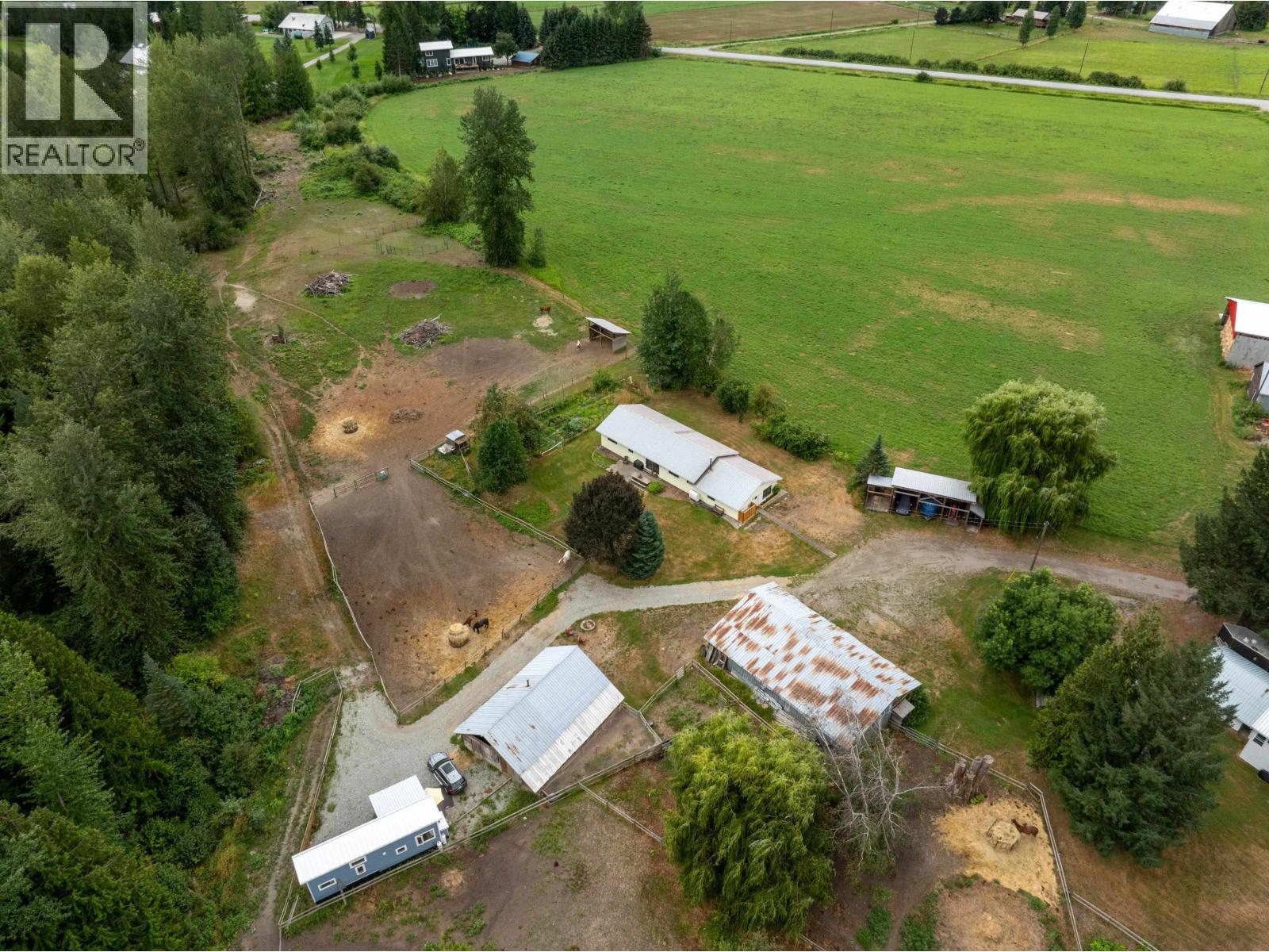 8988b Pemberton Meadows Road, Pemberton, British Columbia  V0N 2L2 - Photo 30 - R3099732