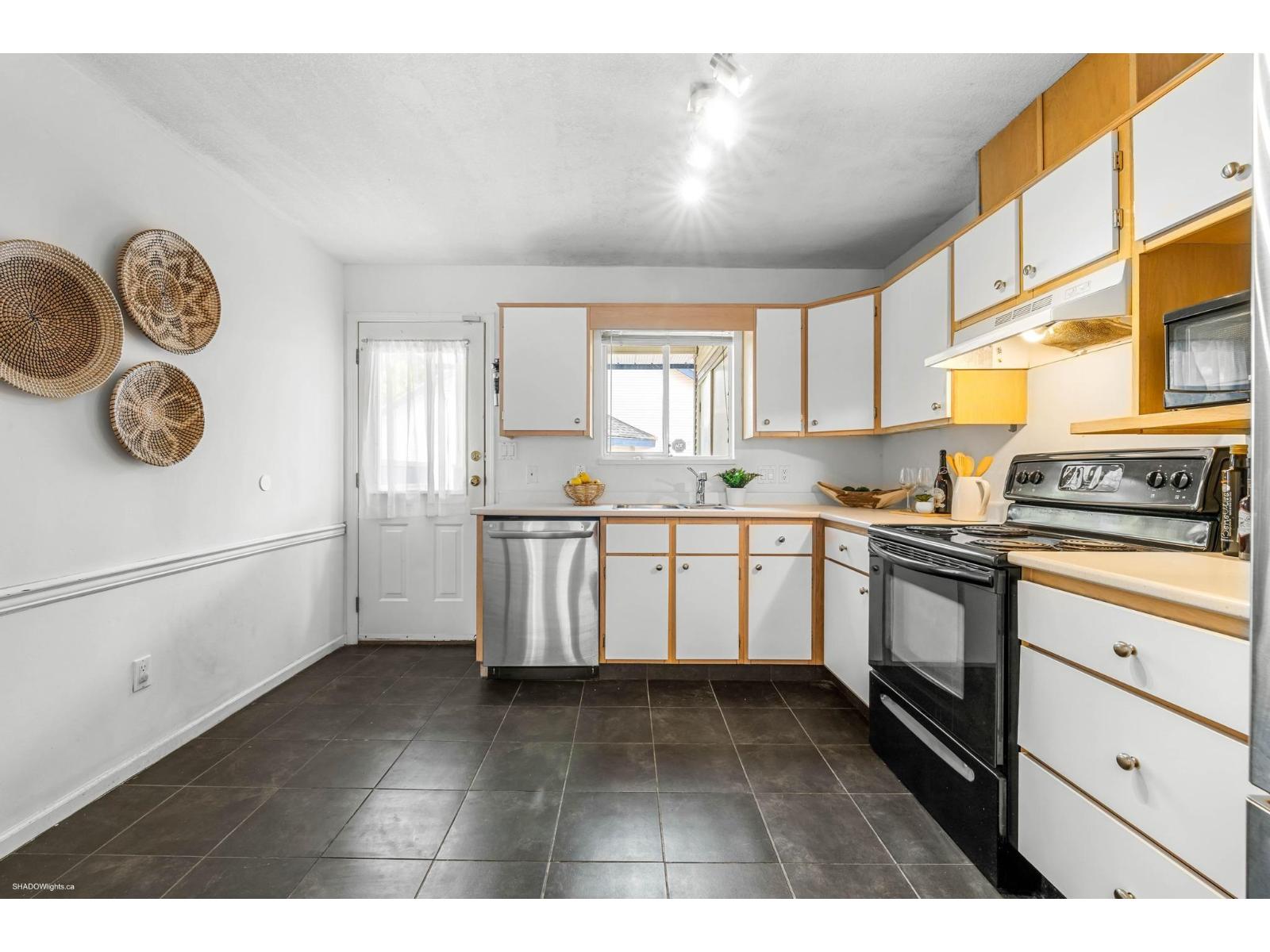 222 7837 120a Street, Surrey, British Columbia  V3W 0W9 - Photo 11 - R3099685