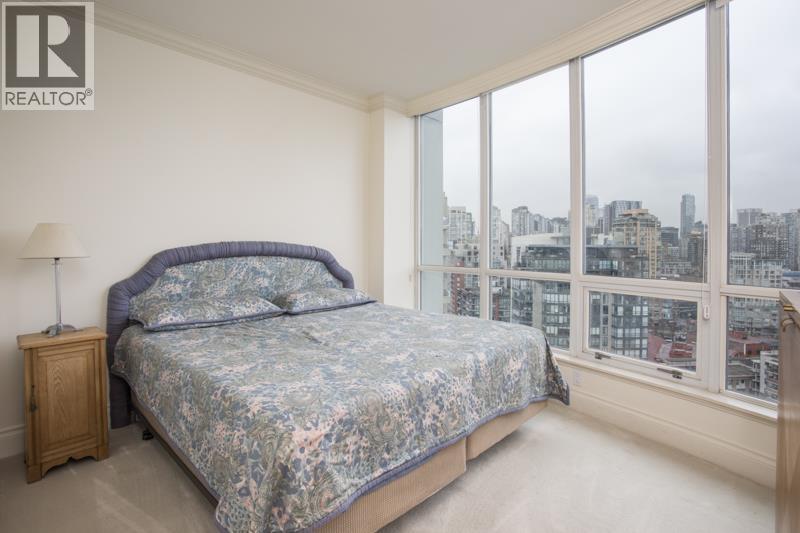 2005 1328 Marinaside Crescent, Vancouver, British Columbia  V6Z 3B3 - Photo 16 - R3099019