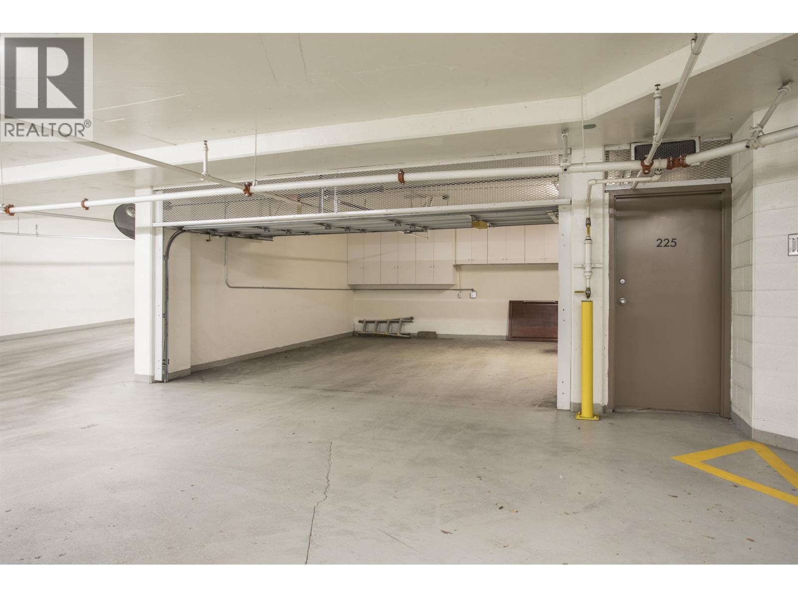 2005 1328 Marinaside Crescent, Vancouver, British Columbia  V6Z 3B3 - Photo 40 - R3099019