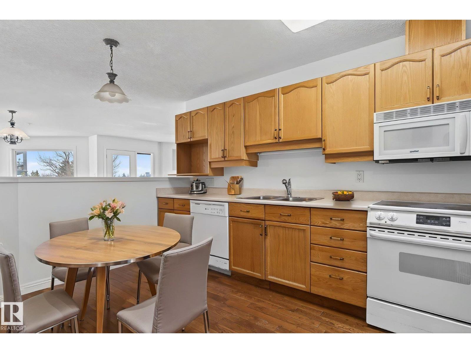 #303 7839 96 St Nw, Edmonton, Alberta  T6C 4R4 - Photo 7 - E4477481