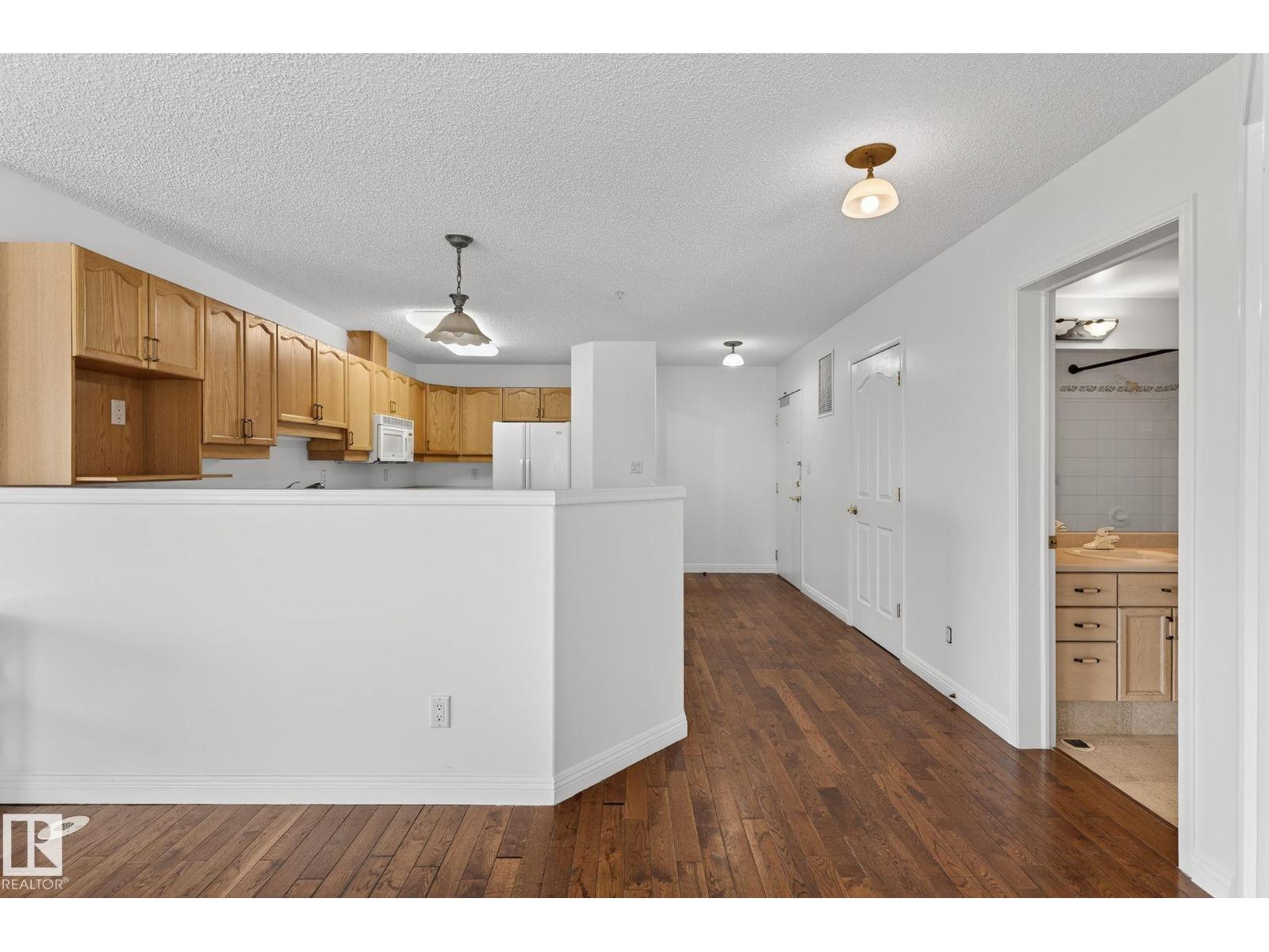 #303 7839 96 St Nw, Edmonton, Alberta  T6C 4R4 - Photo 16 - E4477481