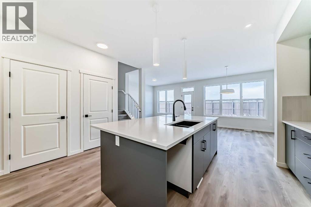 54 Bartlett Row Se, Calgary, Alberta  T3S 0P1 - Photo 9 - A2288207