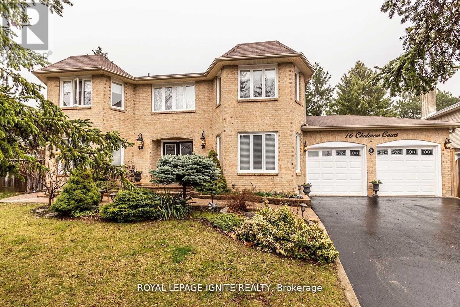 16 CHALMERS COURT, Brampton, Ontario