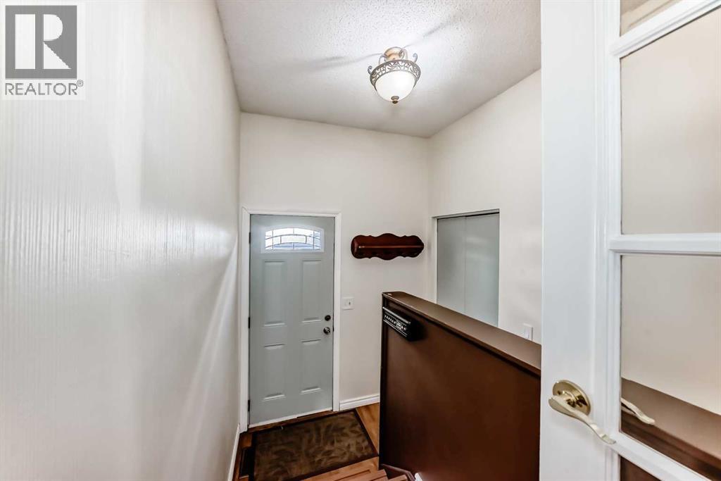 48 Midglen Way Se, Calgary, Alberta  T2X 1G4 - Photo 23 - A2290419