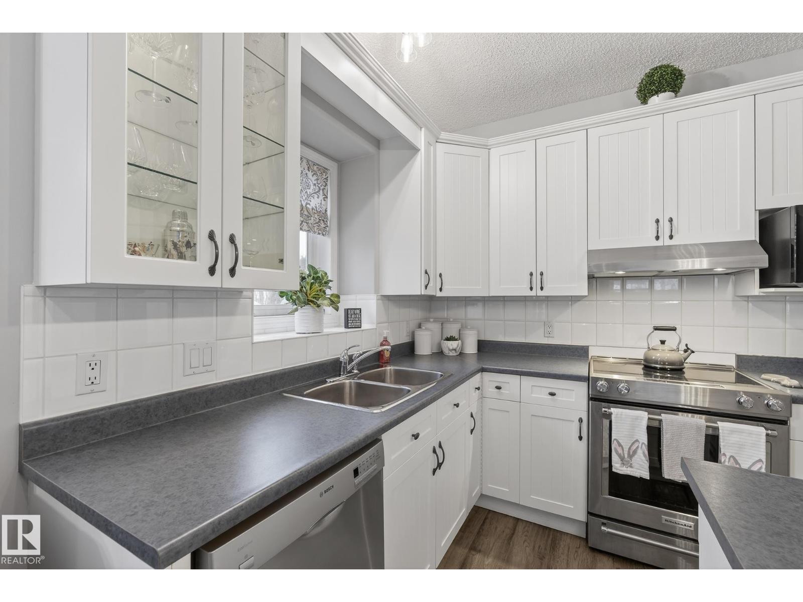 121 Galland Cr Nw, Edmonton, Alberta  T5T 6P5 - Photo 12 - E4477488