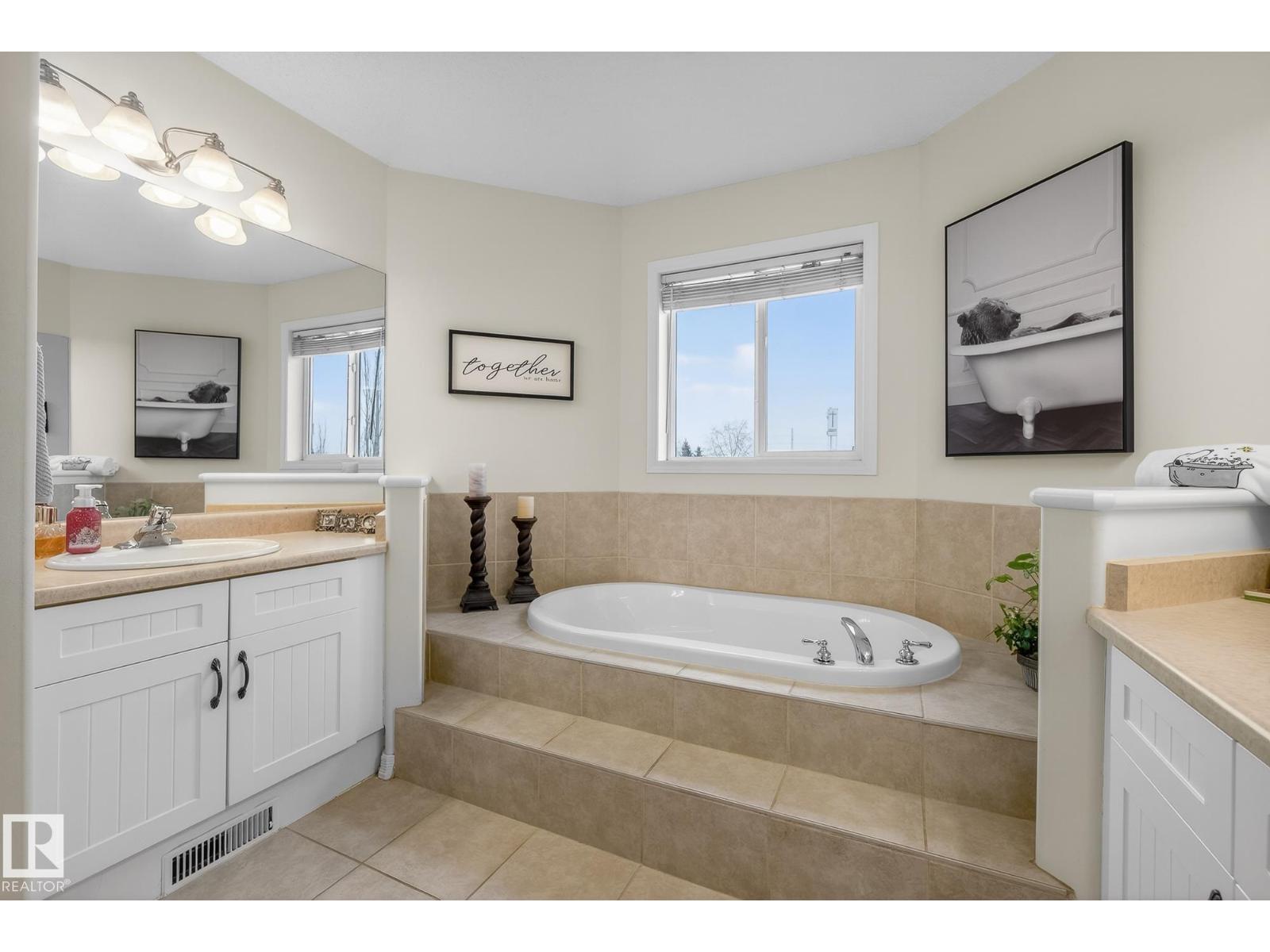 121 Galland Cr Nw, Edmonton, Alberta  T5T 6P5 - Photo 33 - E4477488