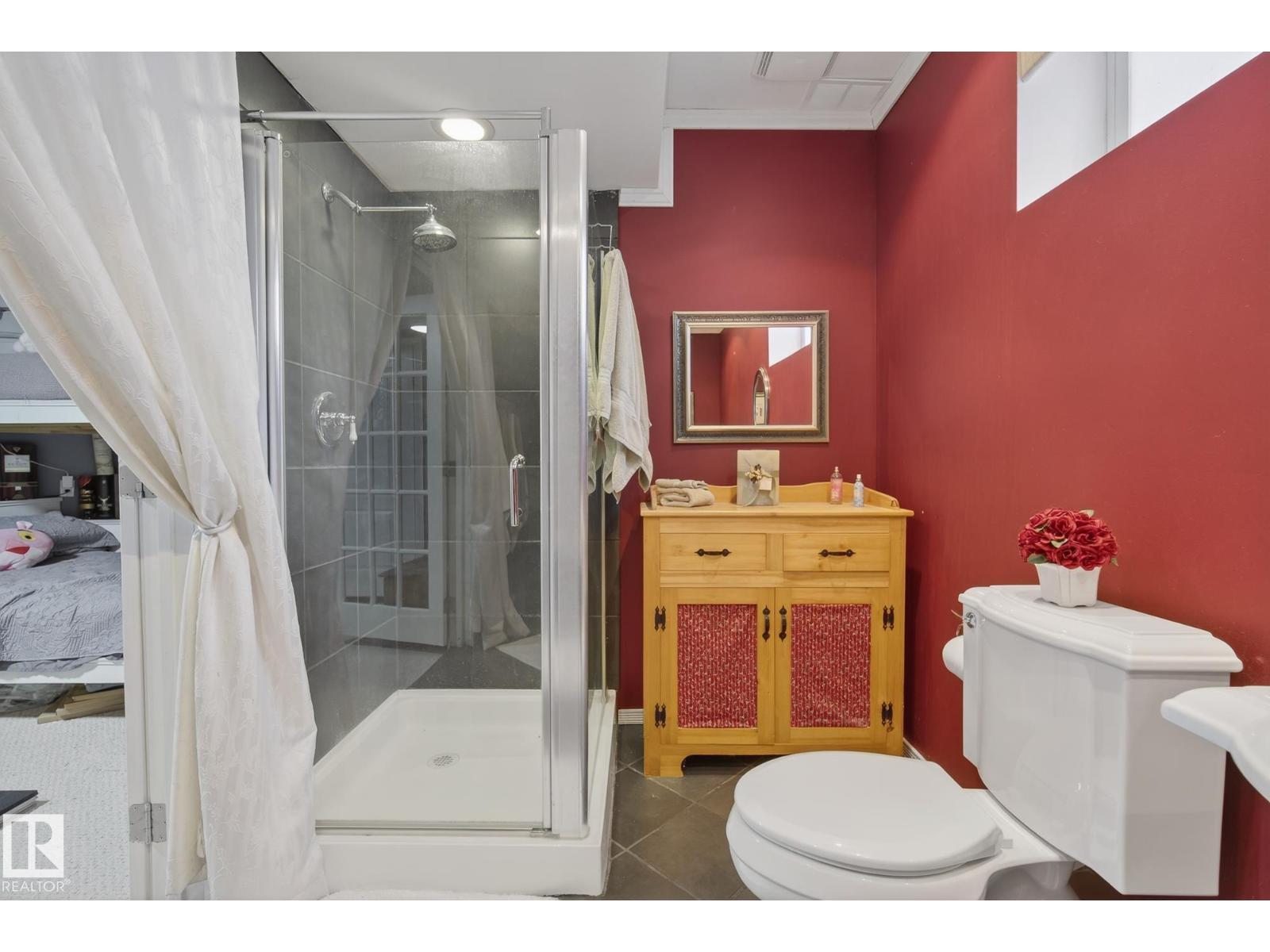 121 Galland Cr Nw, Edmonton, Alberta  T5T 6P5 - Photo 46 - E4477488