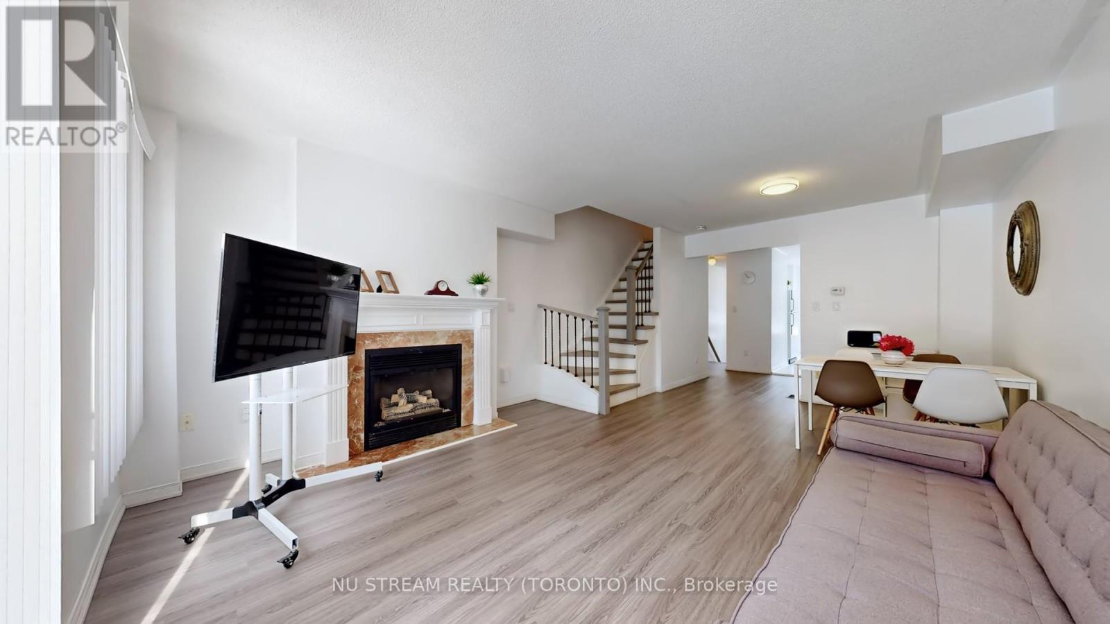 907 - 29 Rosebank Drive, Toronto, Ontario  M1B 5Y7 - Photo 3 - E12822568