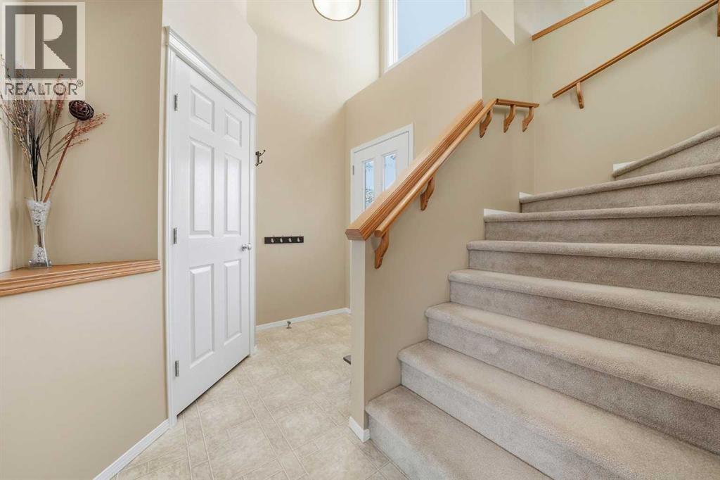 257 Covewood Circle Ne, Calgary, Alberta  T3K 5S8 - Photo 3 - A2287145