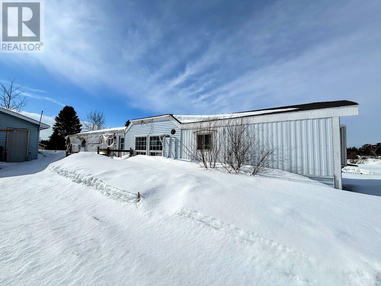 20 Coveney St, Marathon, Ontario  P0T 2E0 - Photo 3 - TB2600430