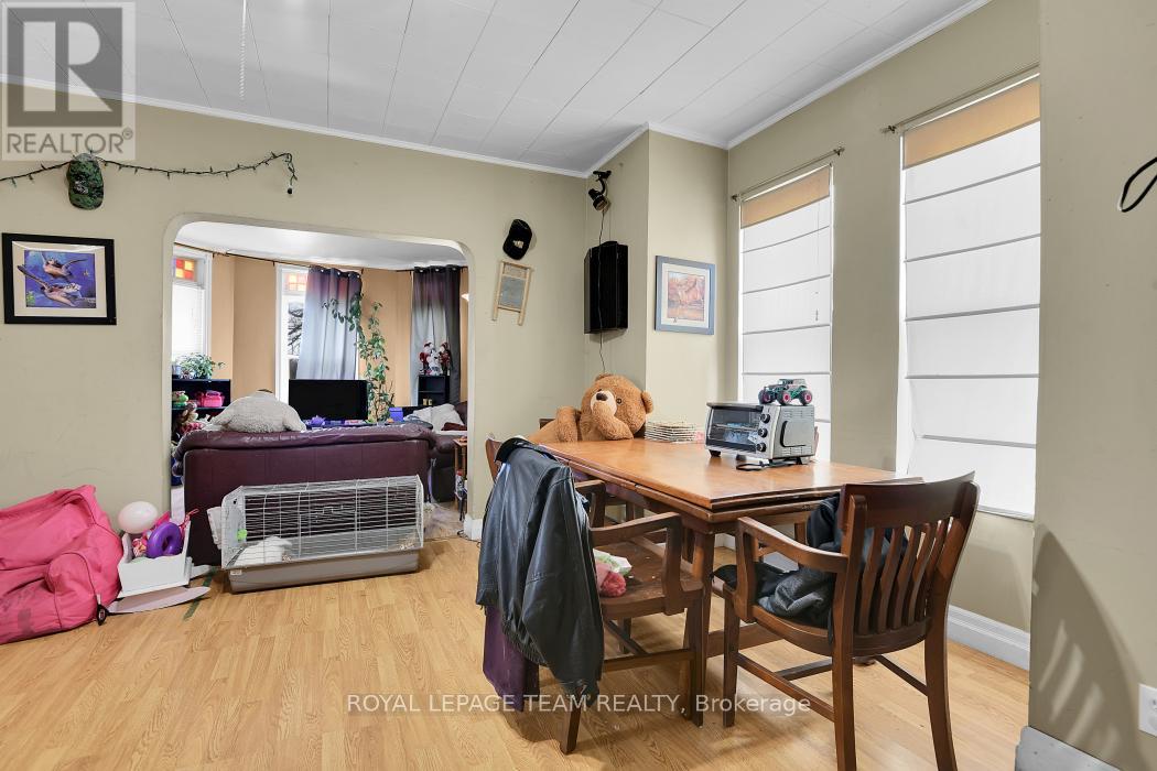 93 Queen Street, Smiths Falls, Ontario  K7A 3N5 - Photo 10 - X12882808