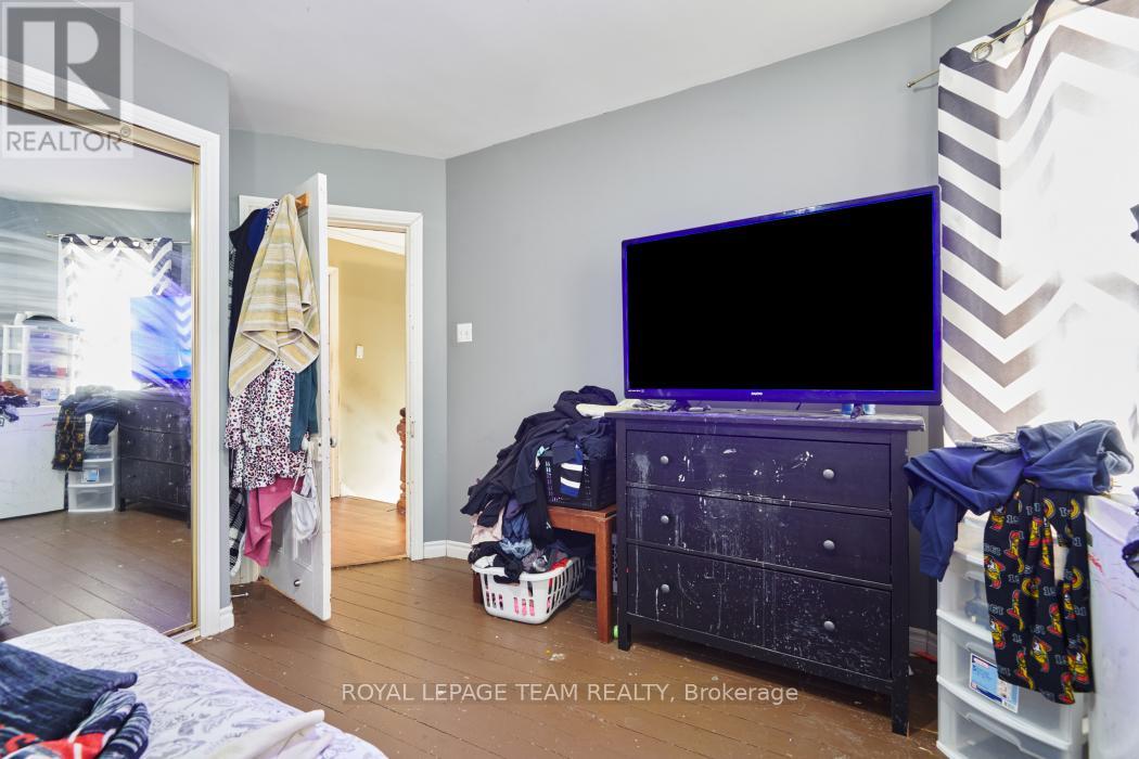 93 Queen Street, Smiths Falls, Ontario  K7A 3N5 - Photo 20 - X12882808