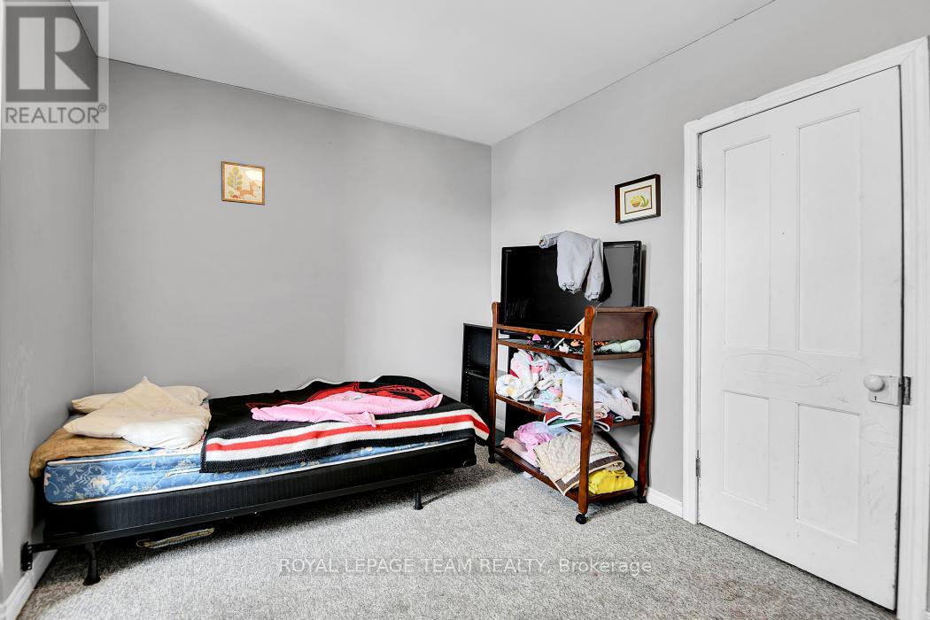 93 Queen Street, Smiths Falls, Ontario  K7A 3N5 - Photo 22 - X12882808