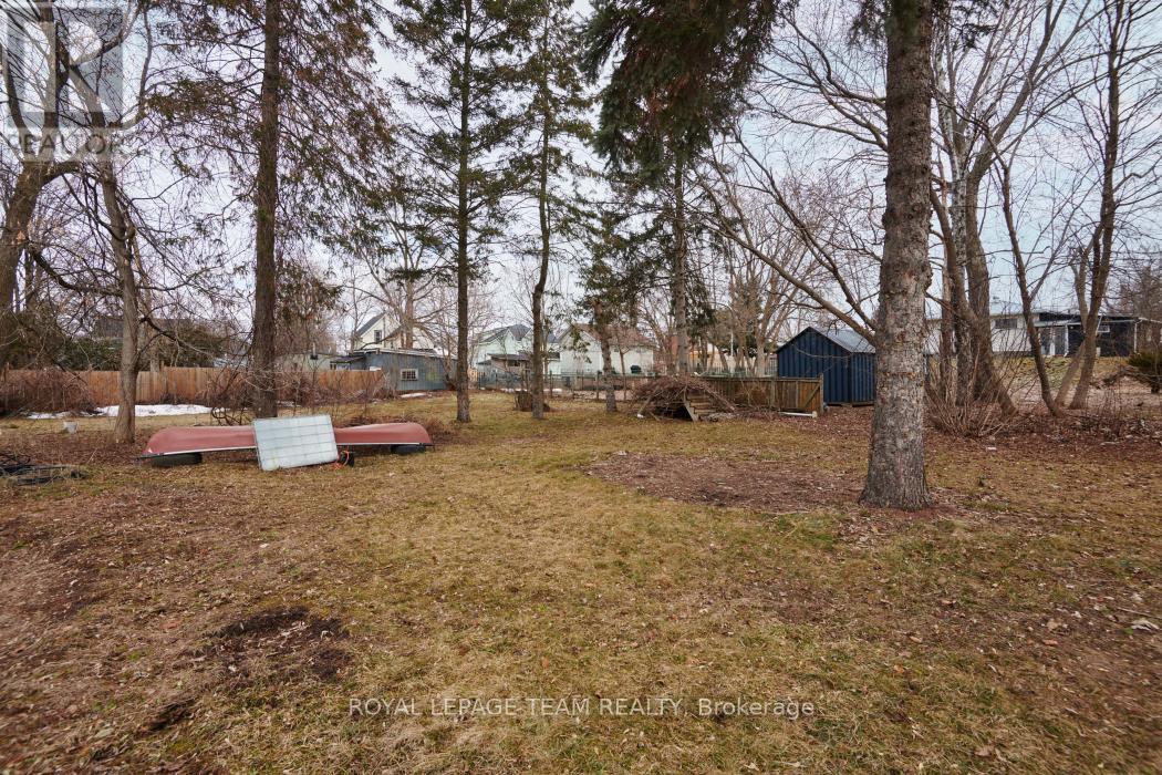 93 Queen Street, Smiths Falls, Ontario  K7A 3N5 - Photo 29 - X12882808