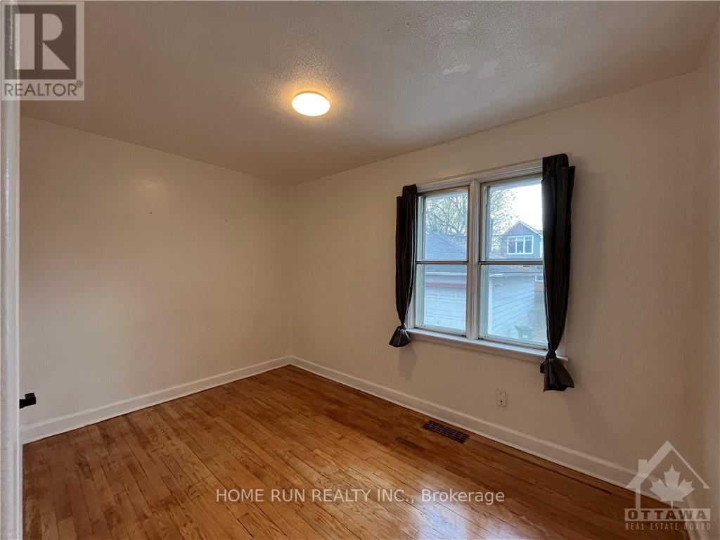 98 Donald Street, Ottawa, Ontario  K1K 1N2 - Photo 14 - X12882868
