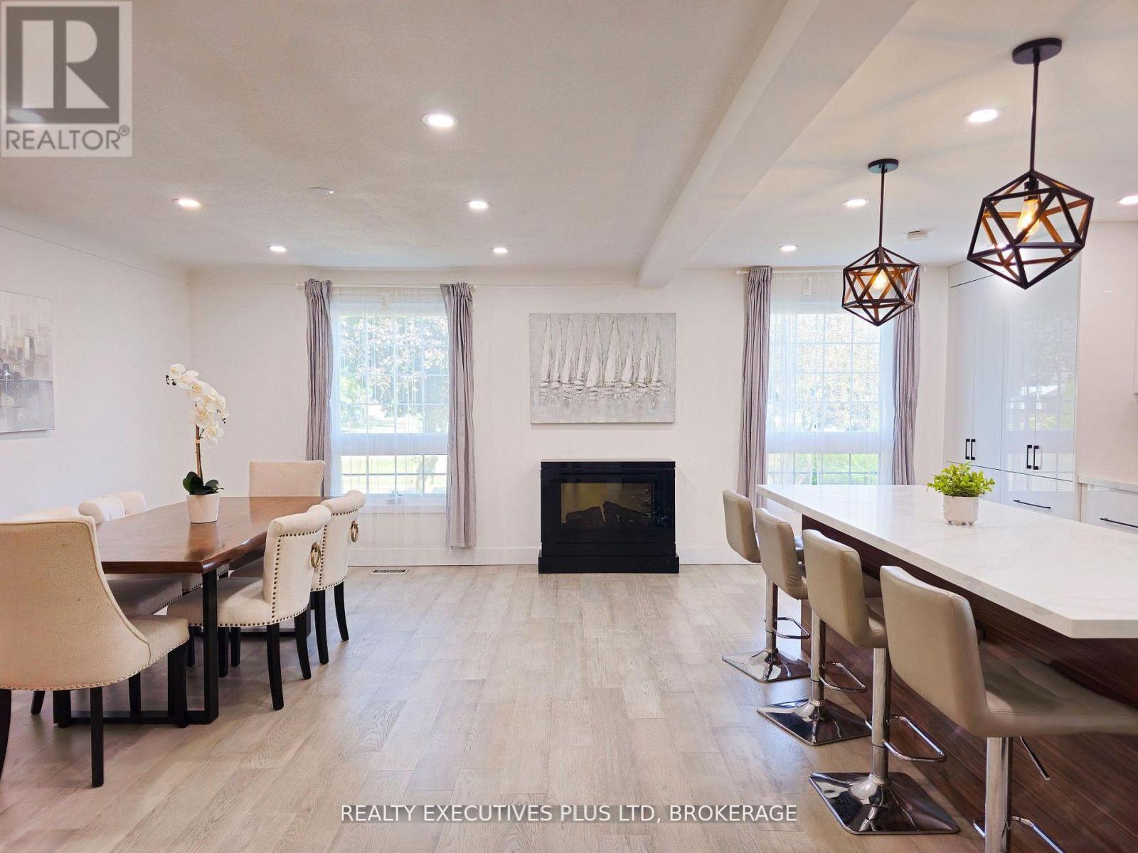 99 Carlton Avenue, Welland, Ontario  L3C 1R2 - Photo 6 - X12882810