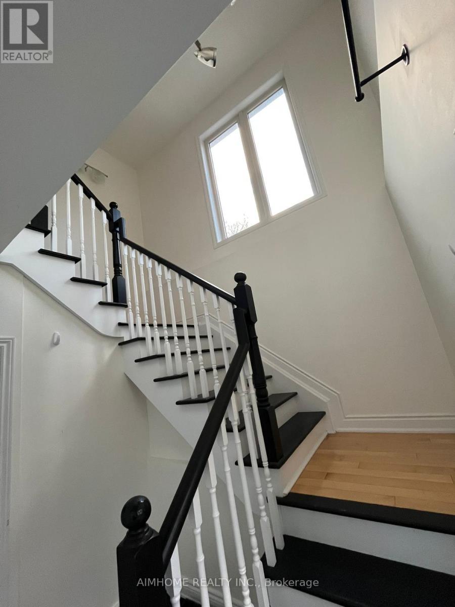 2b Dornfell Street, Toronto, Ontario  M2R 2Y6 - Photo 17 - C12859074