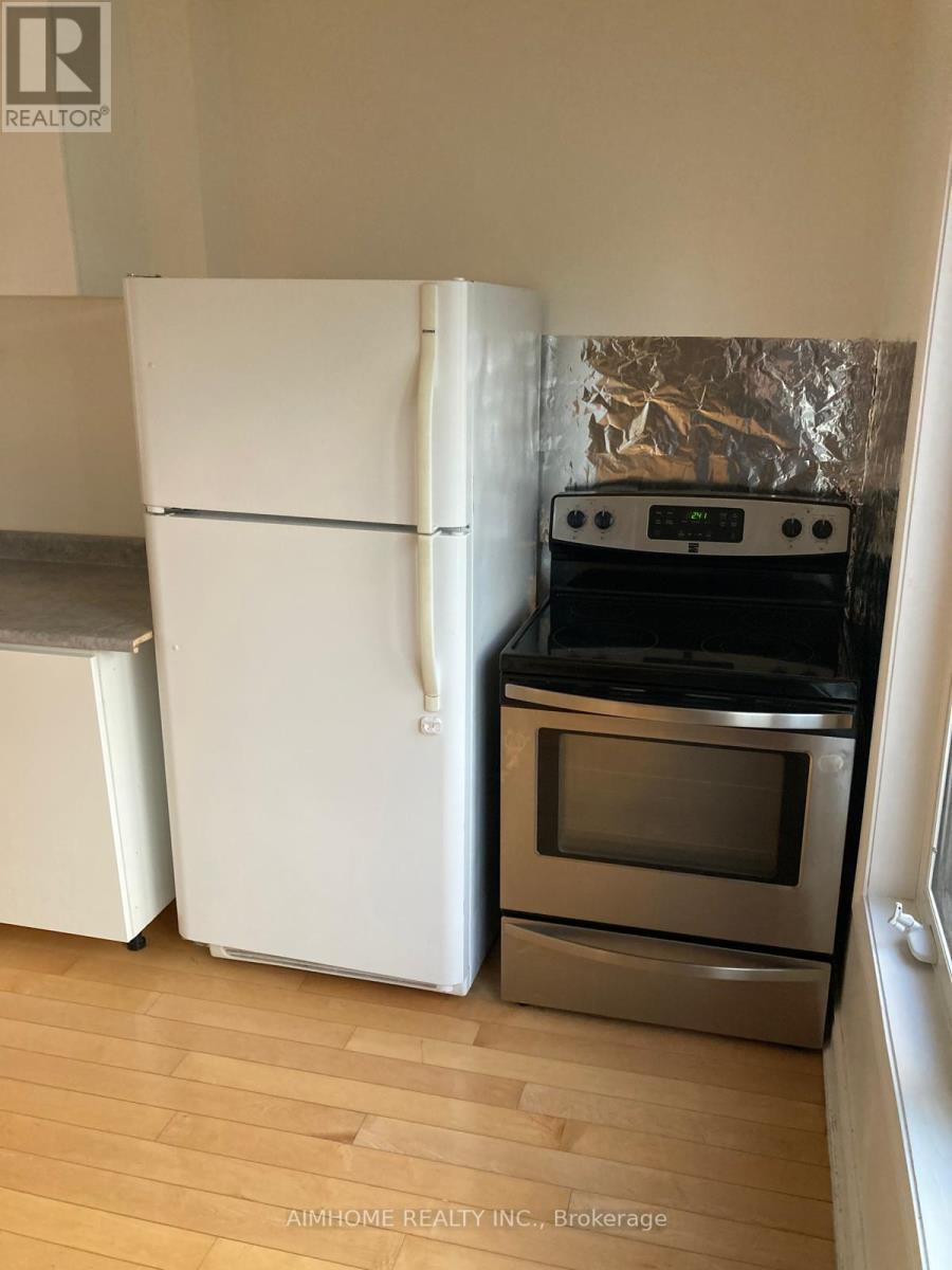 2b Dornfell Street, Toronto, Ontario  M2R 2Y6 - Photo 19 - C12859074