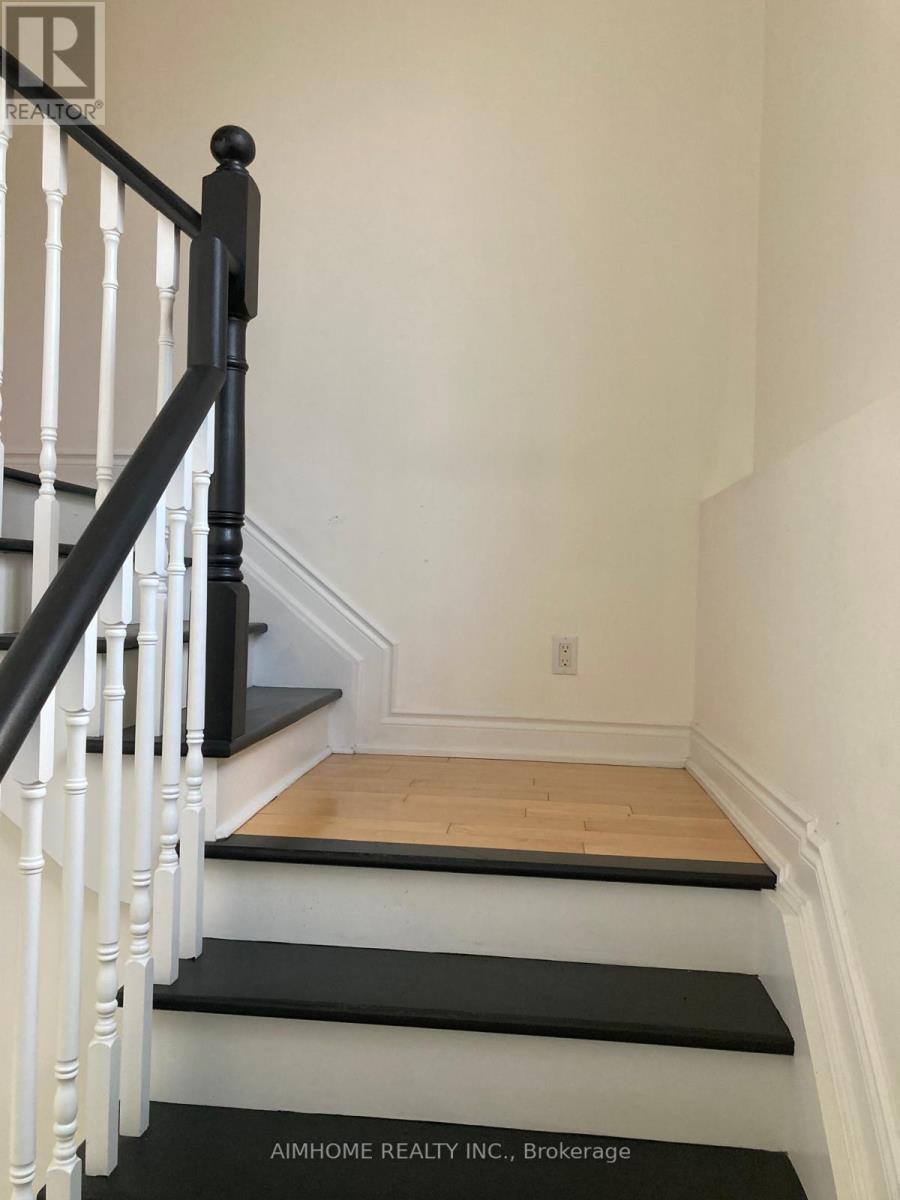 2b Dornfell Street, Toronto, Ontario  M2R 2Y6 - Photo 24 - C12859074