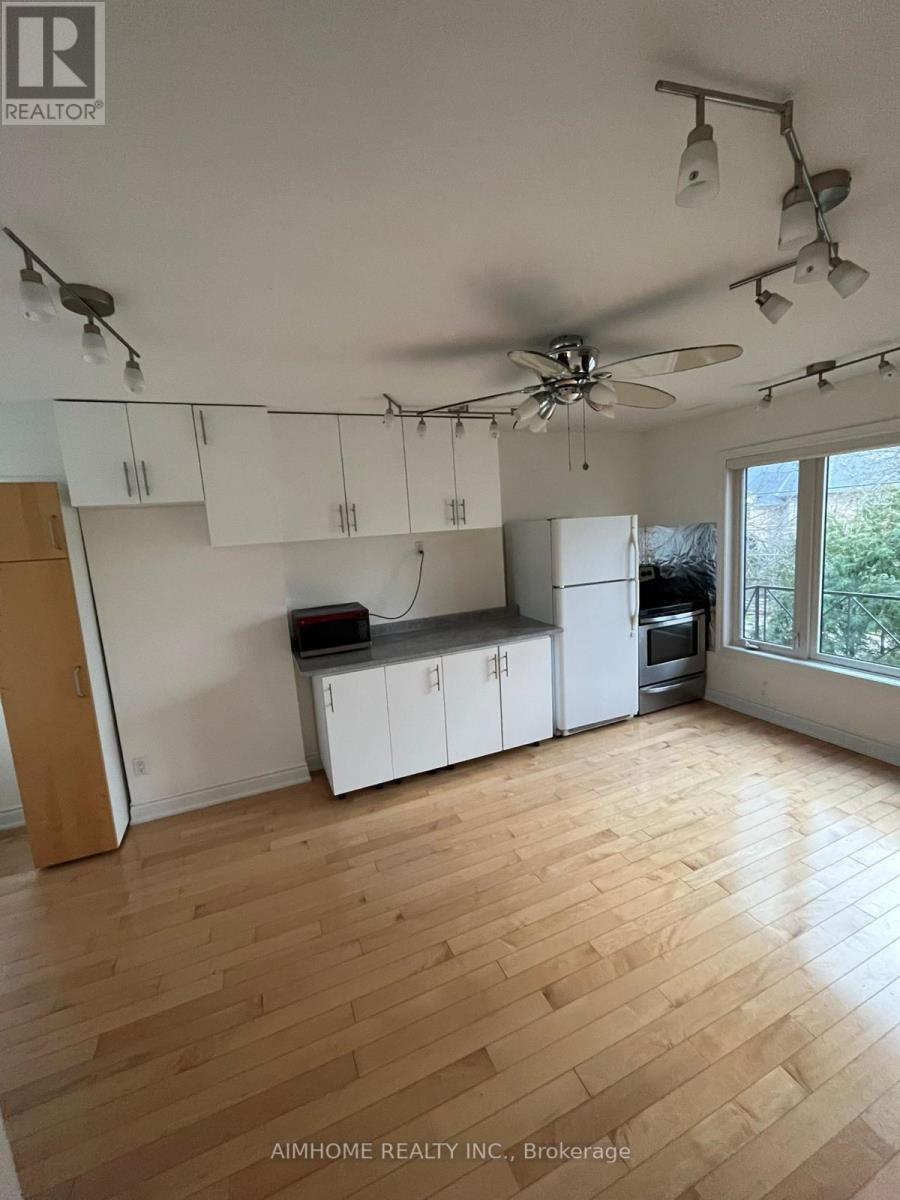 2b Dornfell Street, Toronto, Ontario  M2R 2Y6 - Photo 33 - C12859074