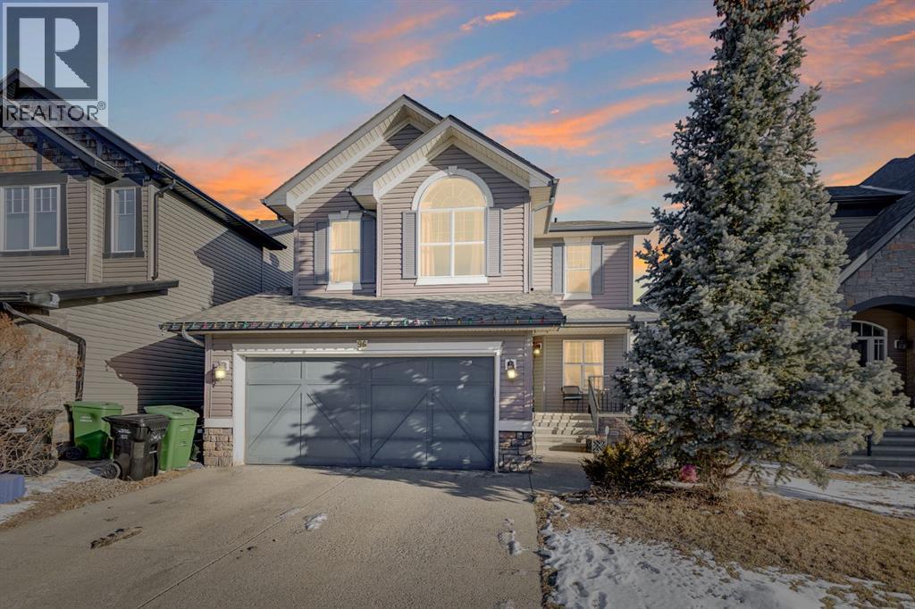 96 COUGARTOWN Close SW, Calgary, Alberta