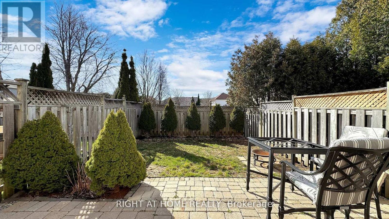 112 Creekwood Crescent, Whitby, Ontario  L1R 2K4 - Photo 23 - E12882878