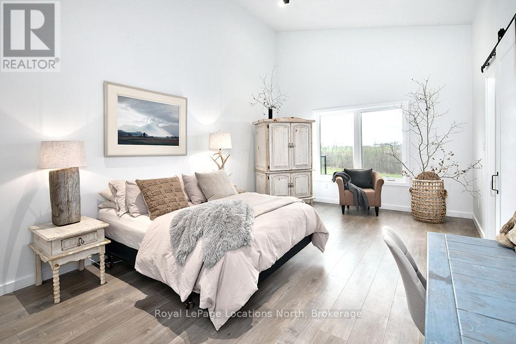 145 St Vincent Crescent, Meaford, Ontario  N4L 1W7 - Photo 10 - X12882842