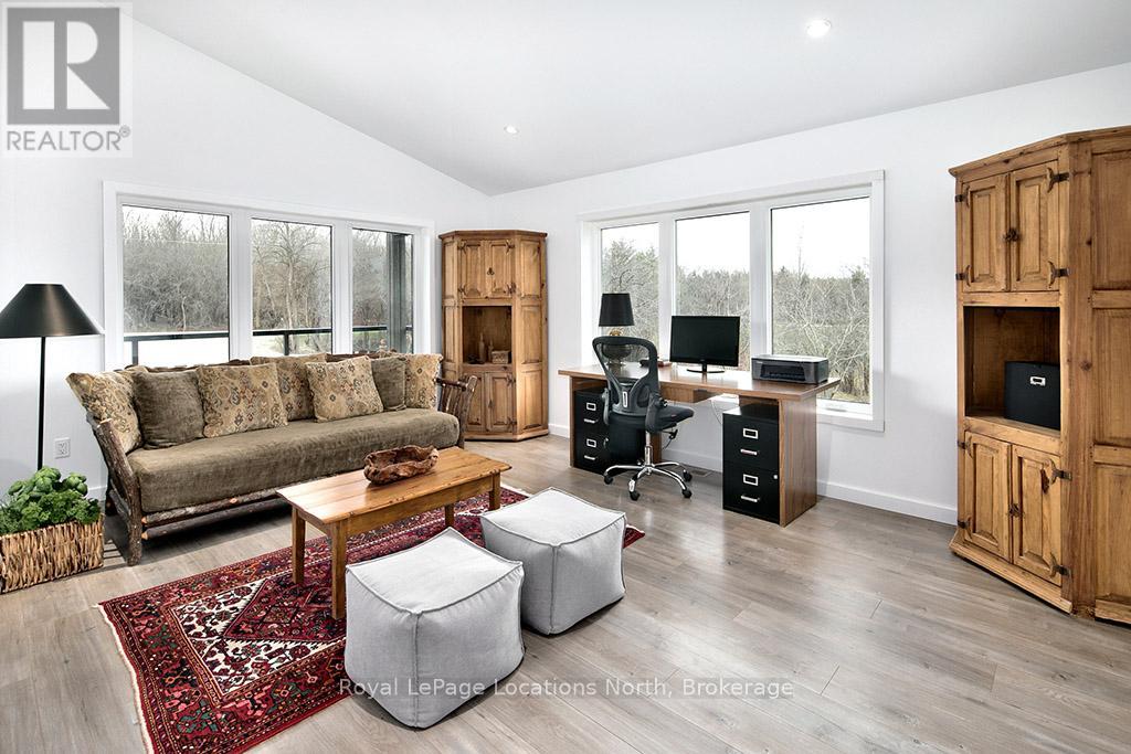 145 St Vincent Crescent, Meaford, Ontario  N4L 1W7 - Photo 5 - X12882842