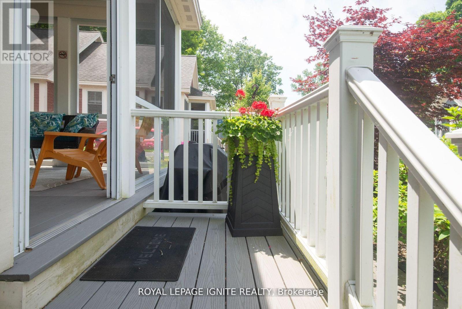 208 - 19 Summer Village Lane, Prince Edward County, Ontario  K0K 1P0 - Photo 19 - X12882818