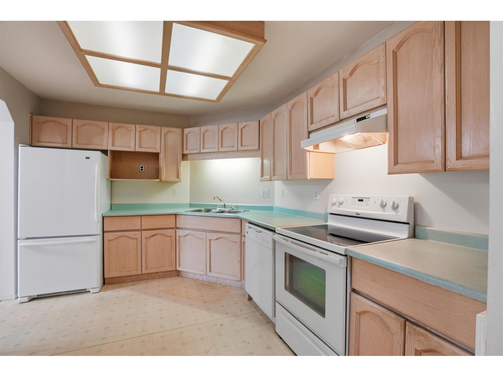 305 2410 Emerson Street, Abbotsford, British Columbia  V2T 3J3 - Photo 9 - R3098549