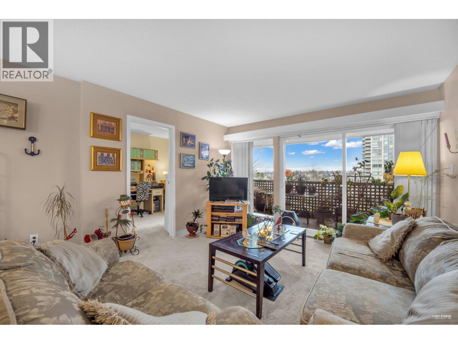 304 4941 Lougheed Highway, Burnaby, British Columbia  V5B 4S6 - Photo 4 - R3097448