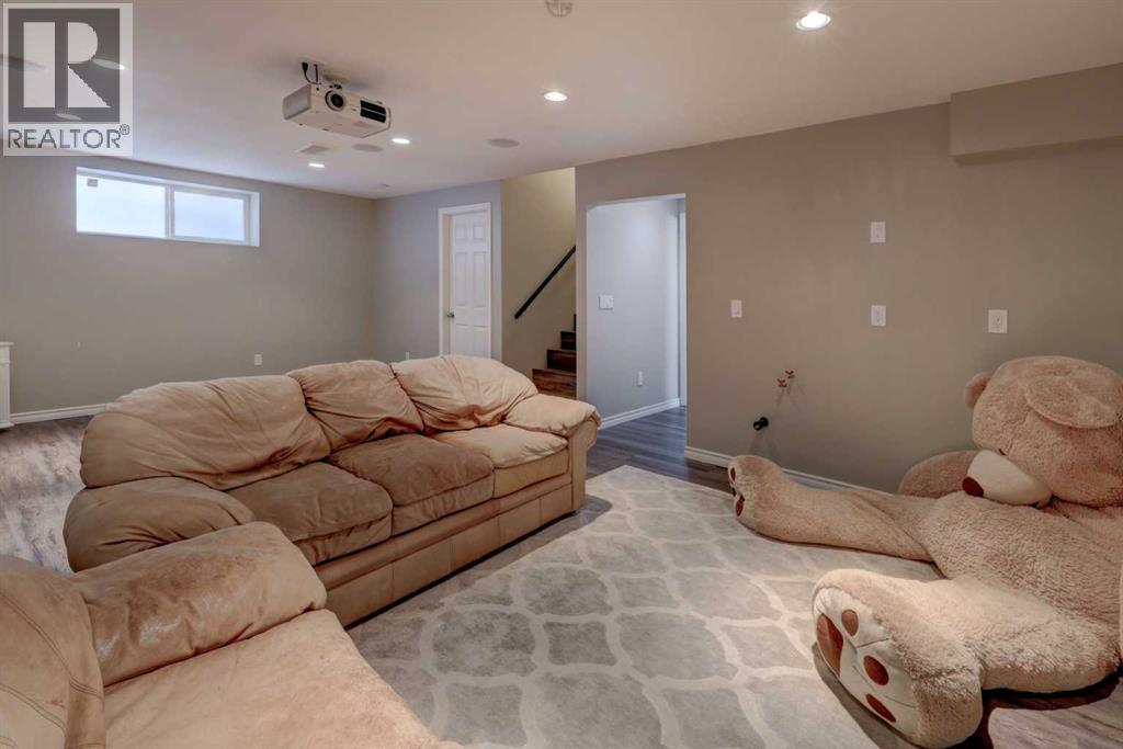 184 Royal Oak Terrace Nw, Calgary, Alberta  T3G 6A6 - Photo 31 - A2292780