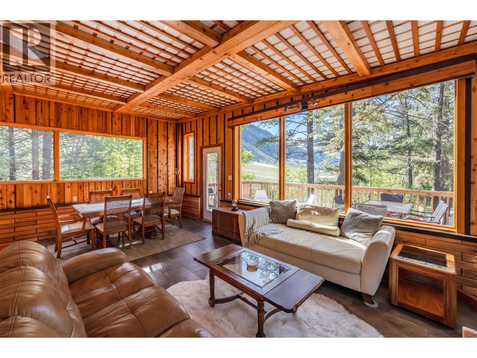 2636 11th Street, Olalla, British Columbia  V0X 1N6 - Photo 3 - 10377565