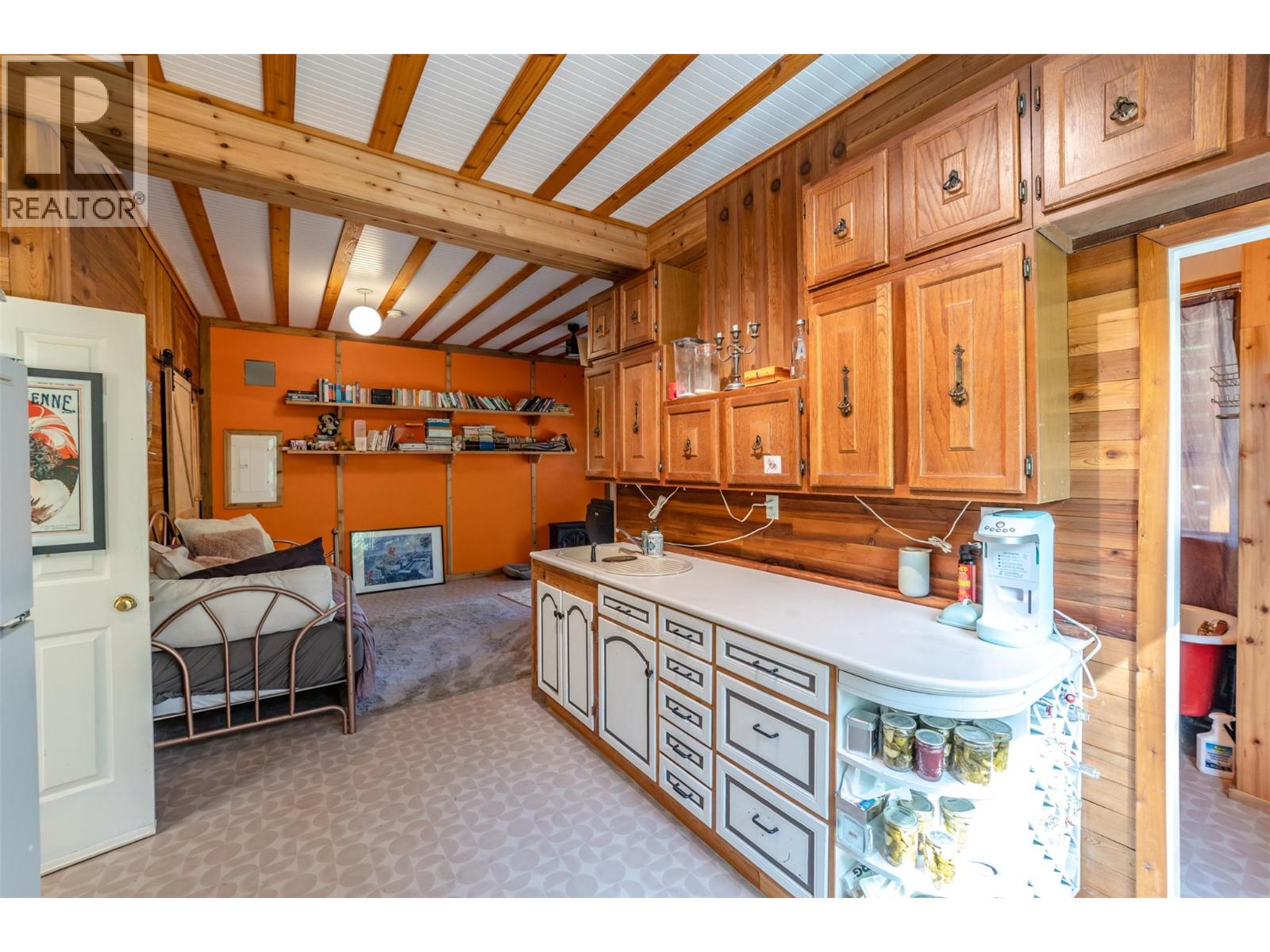 2636 11th Street, Olalla, British Columbia  V0X 1N6 - Photo 34 - 10377565