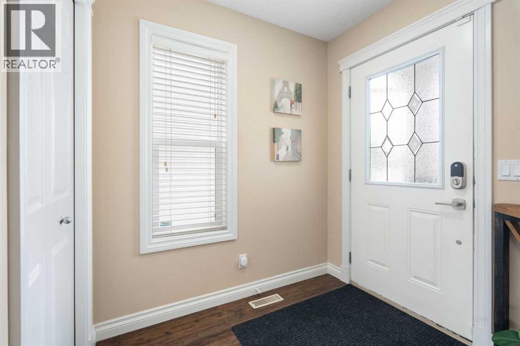 23 Everwoods Green Sw, Calgary, Alberta  T2Y 5G5 - Photo 3 - A2292148