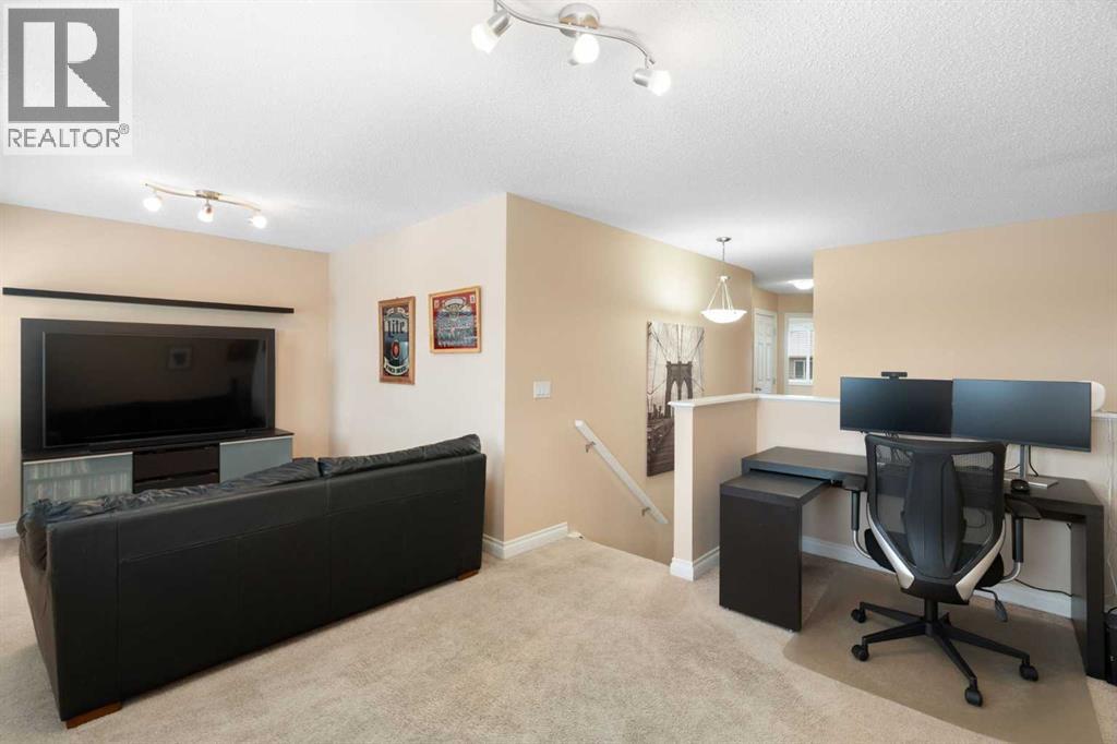 23 Everwoods Green Sw, Calgary, Alberta  T2Y 5G5 - Photo 18 - A2292148