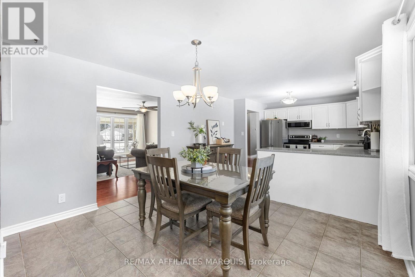 3 Forest Drive, Rideau Lakes, Ontario  K7A 4S5 - Photo 10 - X12882692