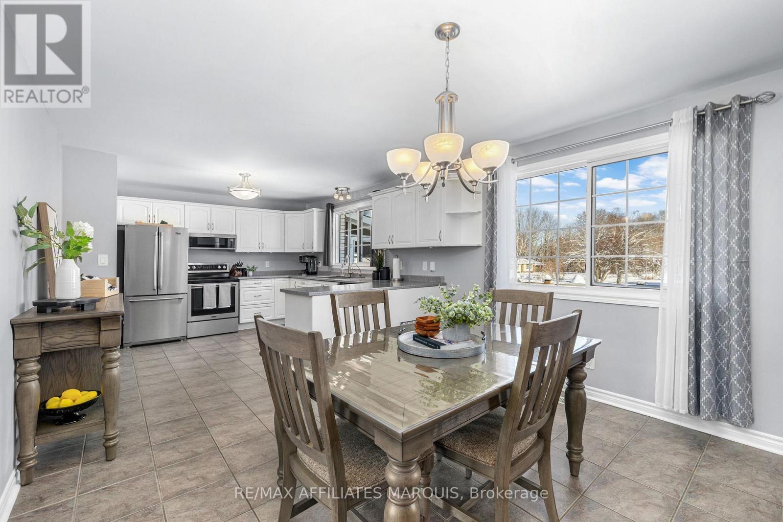 3 Forest Drive, Rideau Lakes, Ontario  K7A 4S5 - Photo 16 - X12882692